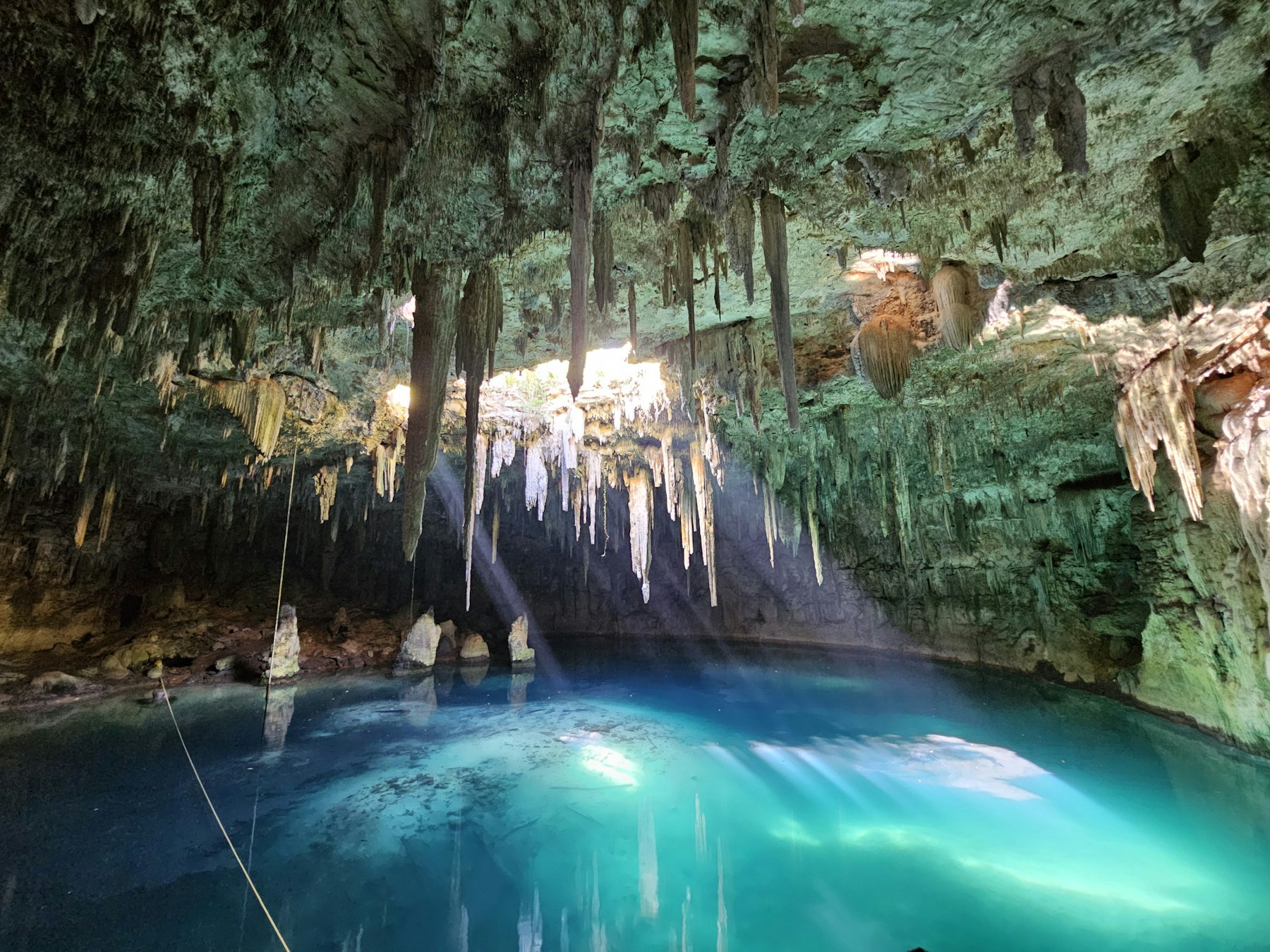 Experiență în cenote